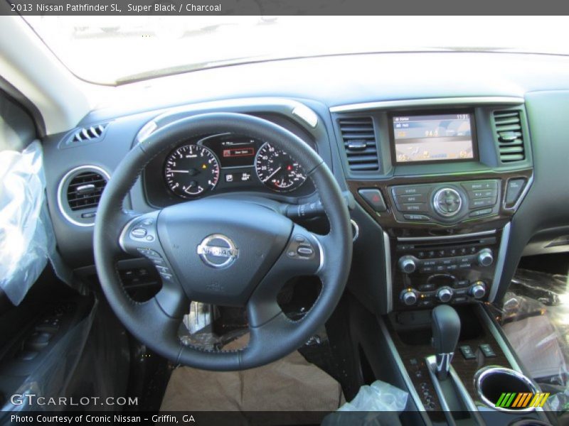 Super Black / Charcoal 2013 Nissan Pathfinder SL