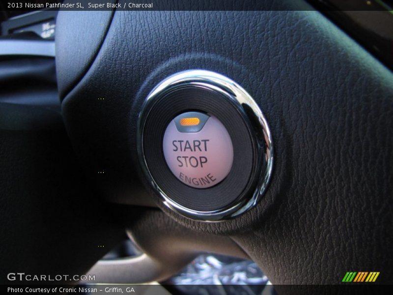 Super Black / Charcoal 2013 Nissan Pathfinder SL