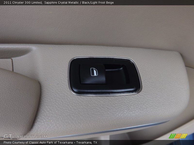 Sapphire Crystal Metallic / Black/Light Frost Beige 2011 Chrysler 300 Limited