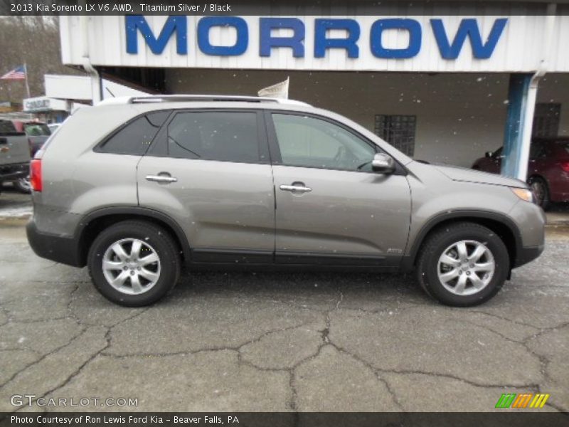 Titanium Silver / Black 2013 Kia Sorento LX V6 AWD