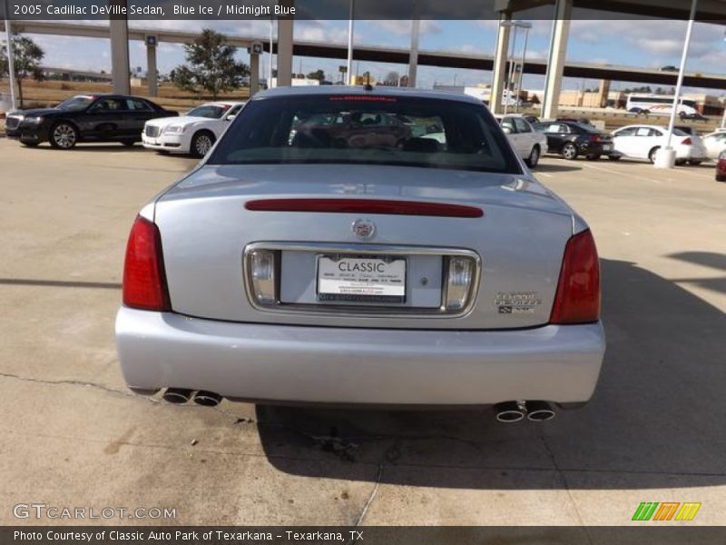 Blue Ice / Midnight Blue 2005 Cadillac DeVille Sedan