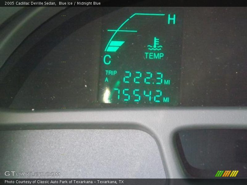 Blue Ice / Midnight Blue 2005 Cadillac DeVille Sedan