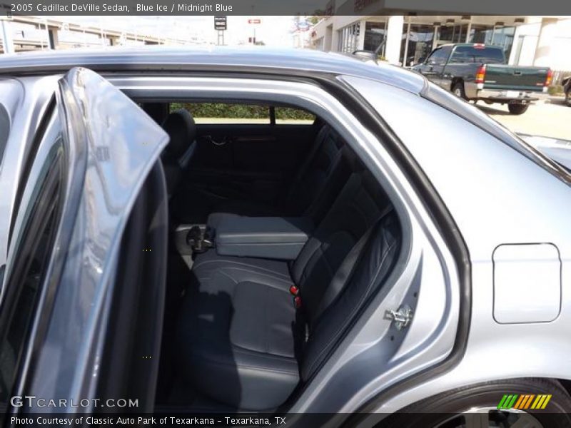 Blue Ice / Midnight Blue 2005 Cadillac DeVille Sedan