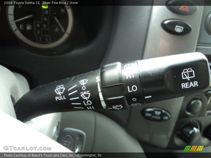 Controls of 2009 Sienna CE