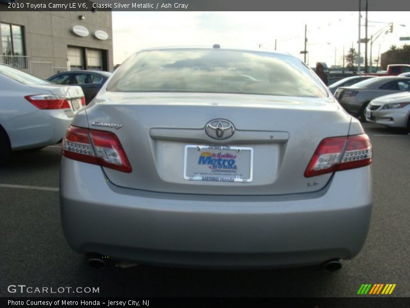 Classic Silver Metallic / Ash Gray 2010 Toyota Camry LE V6