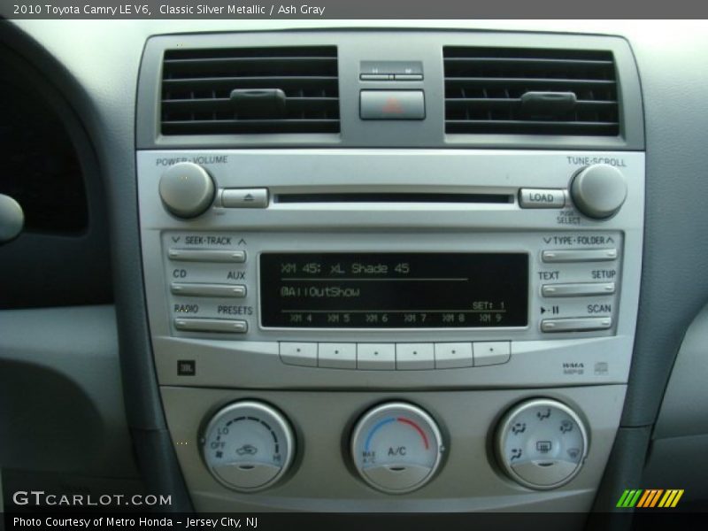 Controls of 2010 Camry LE V6