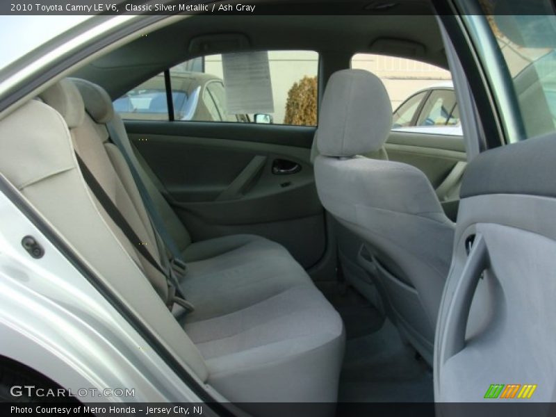 Classic Silver Metallic / Ash Gray 2010 Toyota Camry LE V6