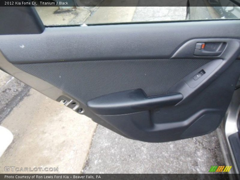 Titanium / Black 2012 Kia Forte EX