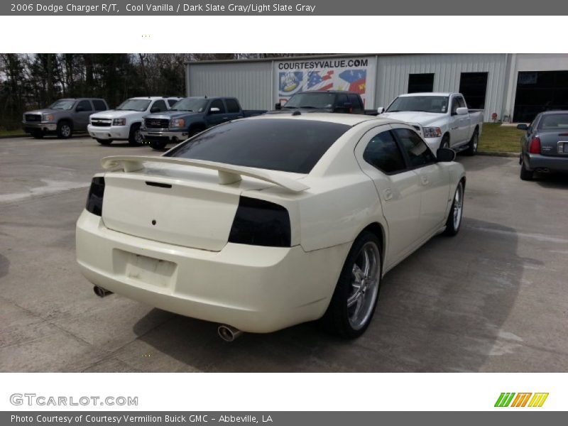Cool Vanilla / Dark Slate Gray/Light Slate Gray 2006 Dodge Charger R/T