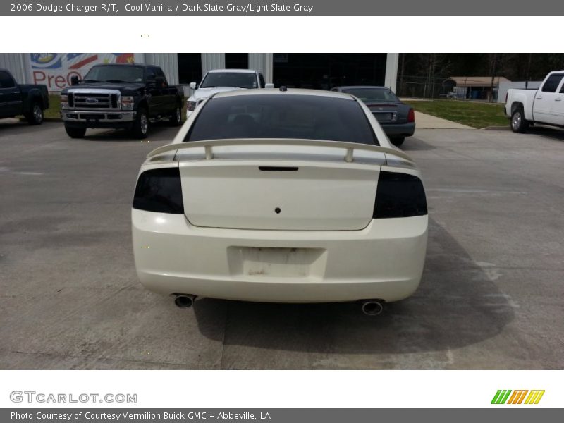 Cool Vanilla / Dark Slate Gray/Light Slate Gray 2006 Dodge Charger R/T