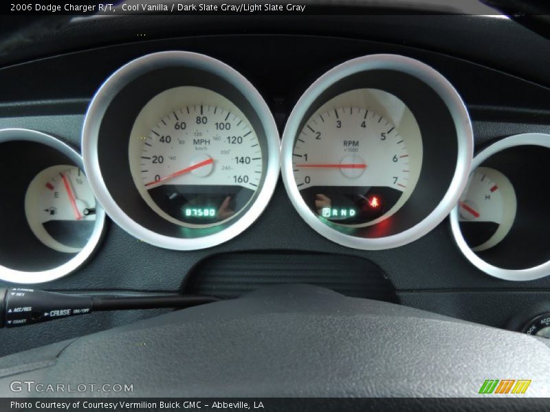 Cool Vanilla / Dark Slate Gray/Light Slate Gray 2006 Dodge Charger R/T