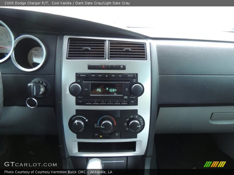 Cool Vanilla / Dark Slate Gray/Light Slate Gray 2006 Dodge Charger R/T