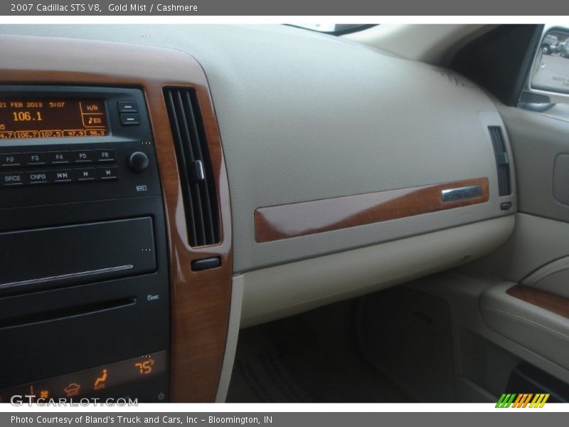 Gold Mist / Cashmere 2007 Cadillac STS V8