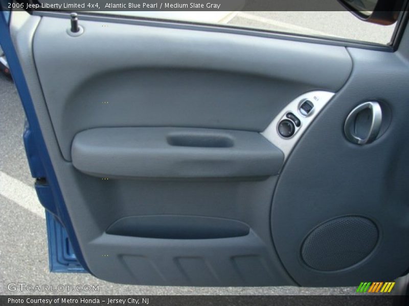 Atlantic Blue Pearl / Medium Slate Gray 2006 Jeep Liberty Limited 4x4