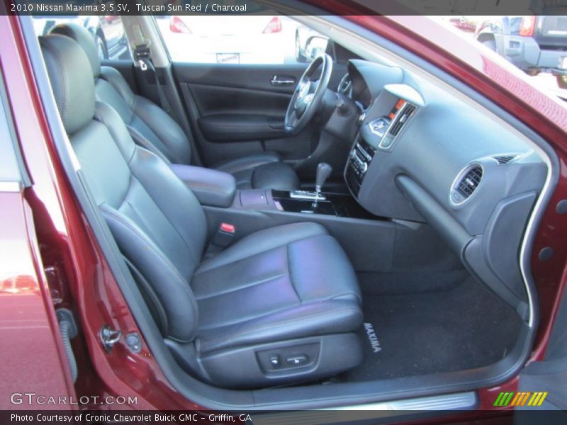 Front Seat of 2010 Maxima 3.5 SV