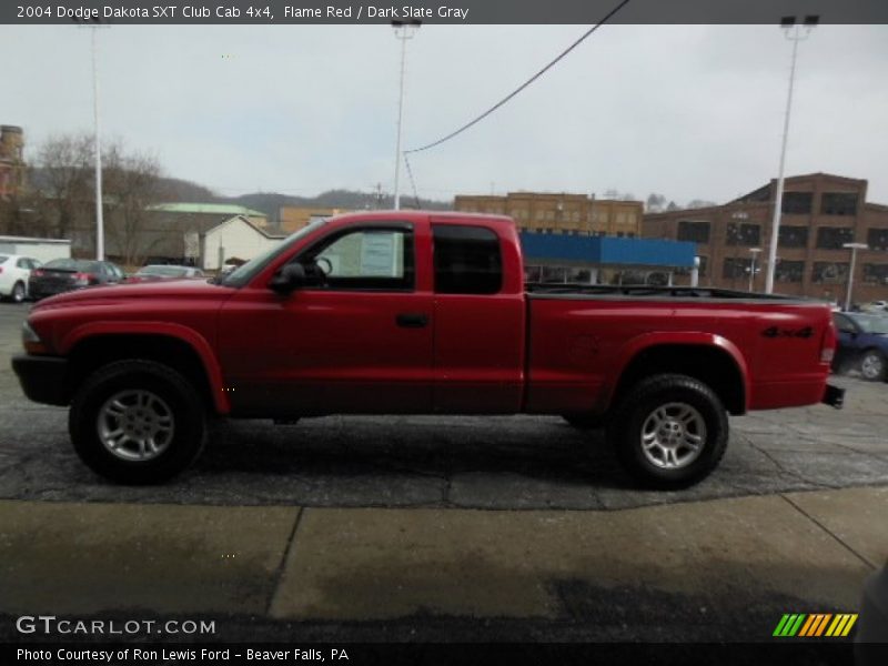 Flame Red / Dark Slate Gray 2004 Dodge Dakota SXT Club Cab 4x4