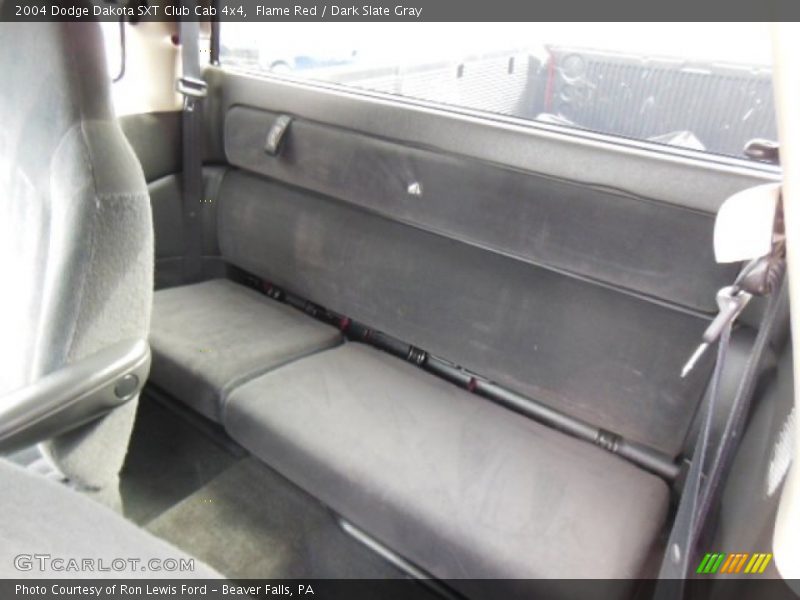 Flame Red / Dark Slate Gray 2004 Dodge Dakota SXT Club Cab 4x4