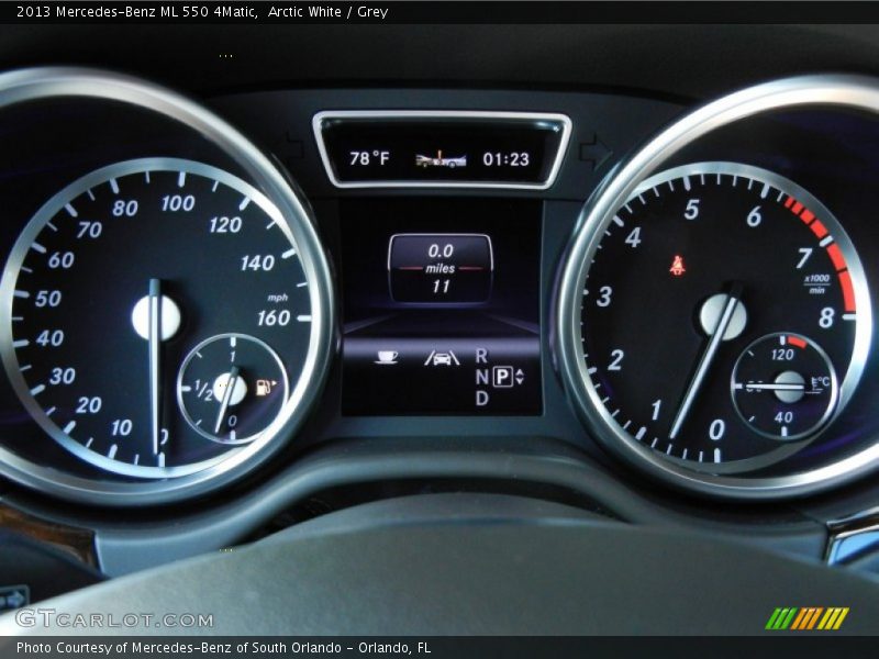 Arctic White / Grey 2013 Mercedes-Benz ML 550 4Matic