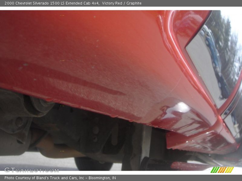 Victory Red / Graphite 2000 Chevrolet Silverado 1500 LS Extended Cab 4x4