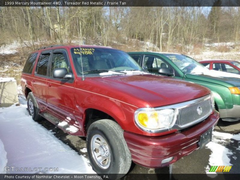 Front 3/4 View of 1999 Mountaineer 4WD