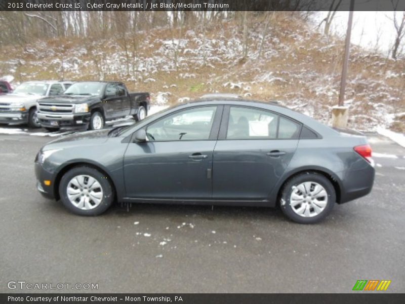 Cyber Gray Metallic / Jet Black/Medium Titanium 2013 Chevrolet Cruze LS