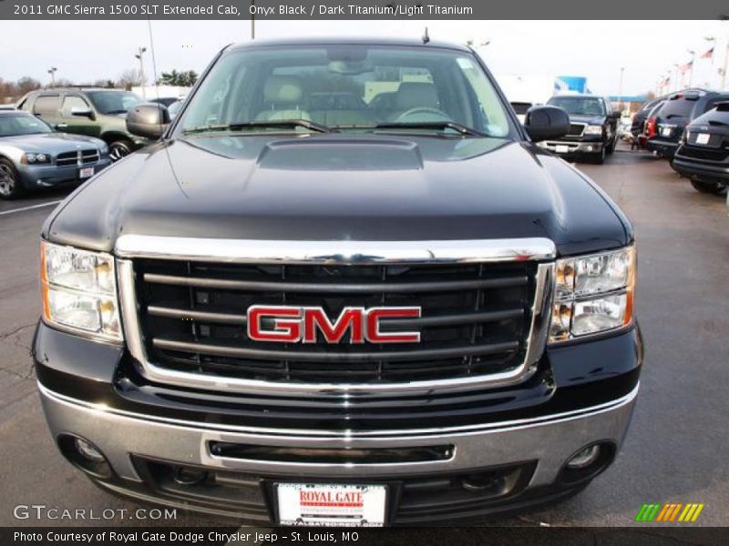Onyx Black / Dark Titanium/Light Titanium 2011 GMC Sierra 1500 SLT Extended Cab