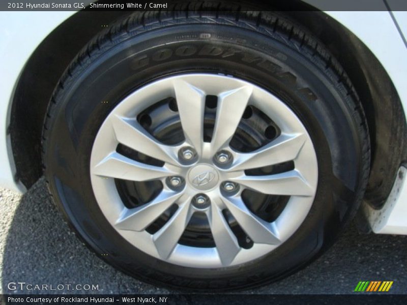 Shimmering White / Camel 2012 Hyundai Sonata GLS