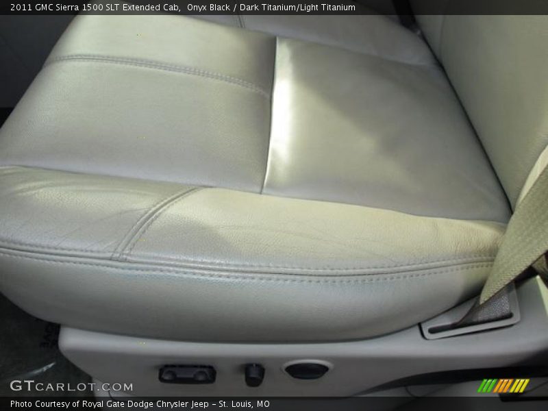 Onyx Black / Dark Titanium/Light Titanium 2011 GMC Sierra 1500 SLT Extended Cab