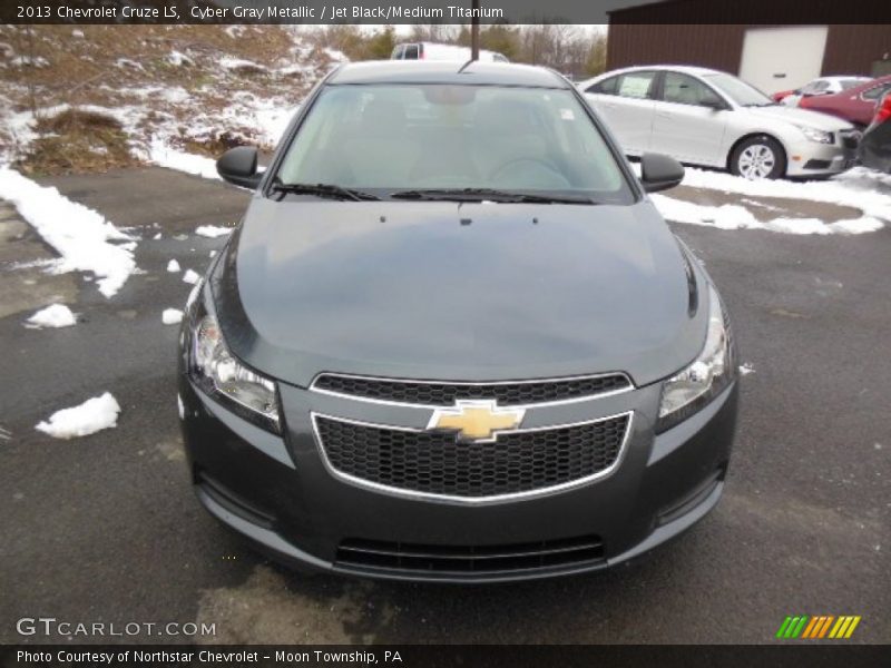 Cyber Gray Metallic / Jet Black/Medium Titanium 2013 Chevrolet Cruze LS