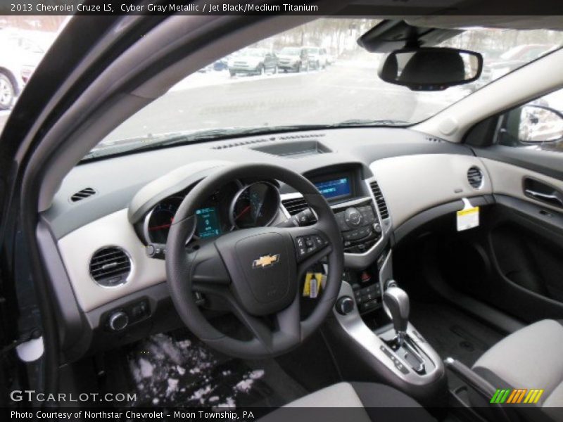 Cyber Gray Metallic / Jet Black/Medium Titanium 2013 Chevrolet Cruze LS