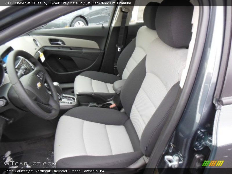 Cyber Gray Metallic / Jet Black/Medium Titanium 2013 Chevrolet Cruze LS