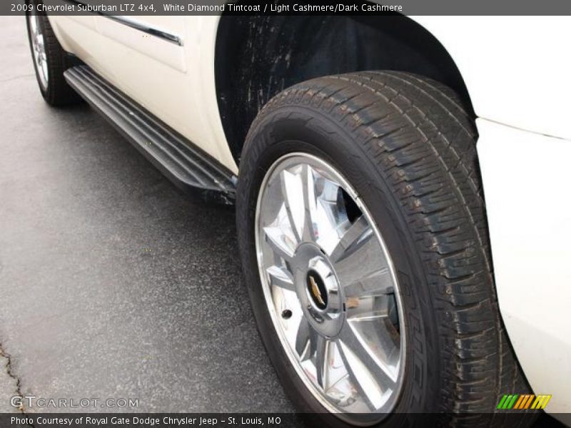 White Diamond Tintcoat / Light Cashmere/Dark Cashmere 2009 Chevrolet Suburban LTZ 4x4