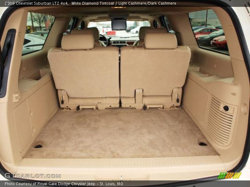 White Diamond Tintcoat / Light Cashmere/Dark Cashmere 2009 Chevrolet Suburban LTZ 4x4