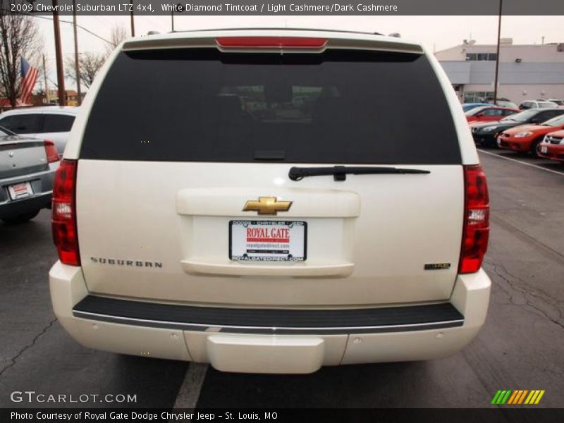 White Diamond Tintcoat / Light Cashmere/Dark Cashmere 2009 Chevrolet Suburban LTZ 4x4
