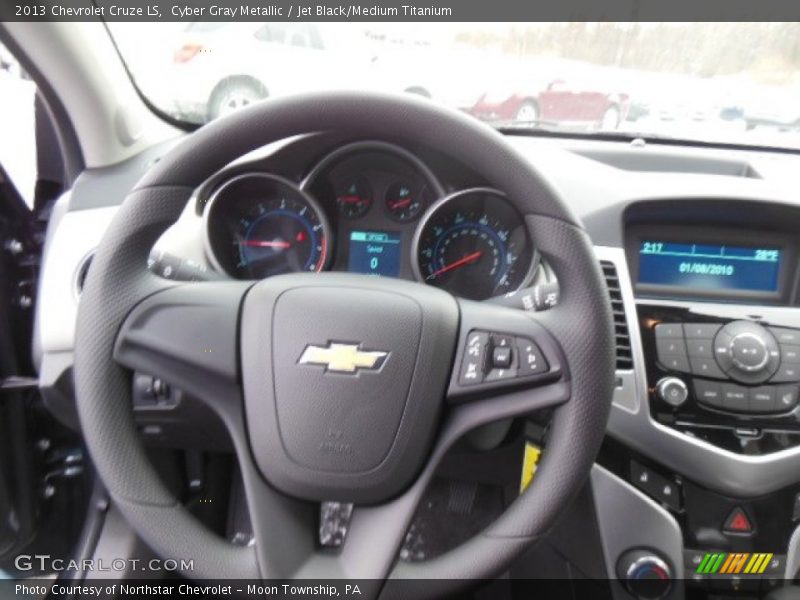Cyber Gray Metallic / Jet Black/Medium Titanium 2013 Chevrolet Cruze LS