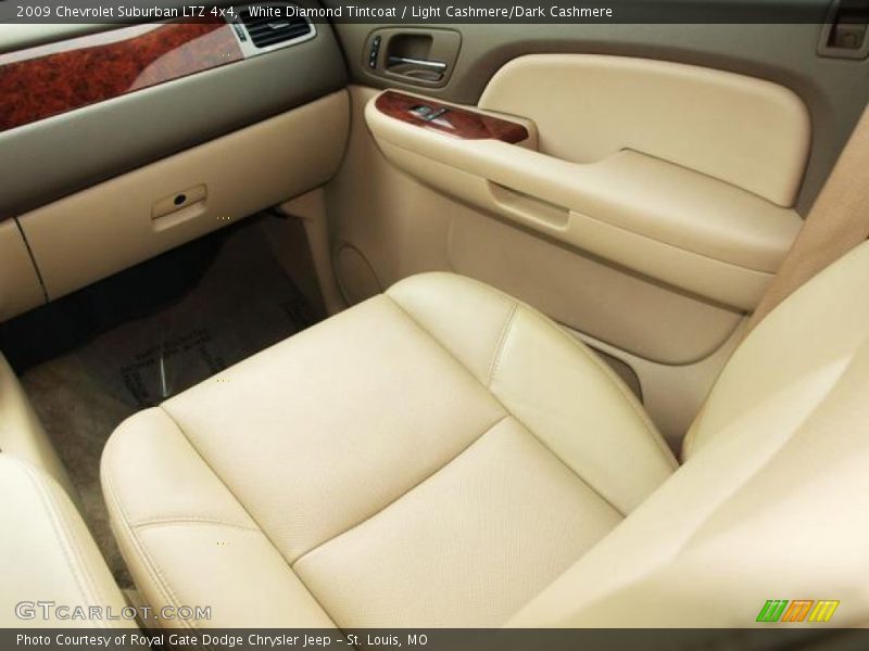 White Diamond Tintcoat / Light Cashmere/Dark Cashmere 2009 Chevrolet Suburban LTZ 4x4