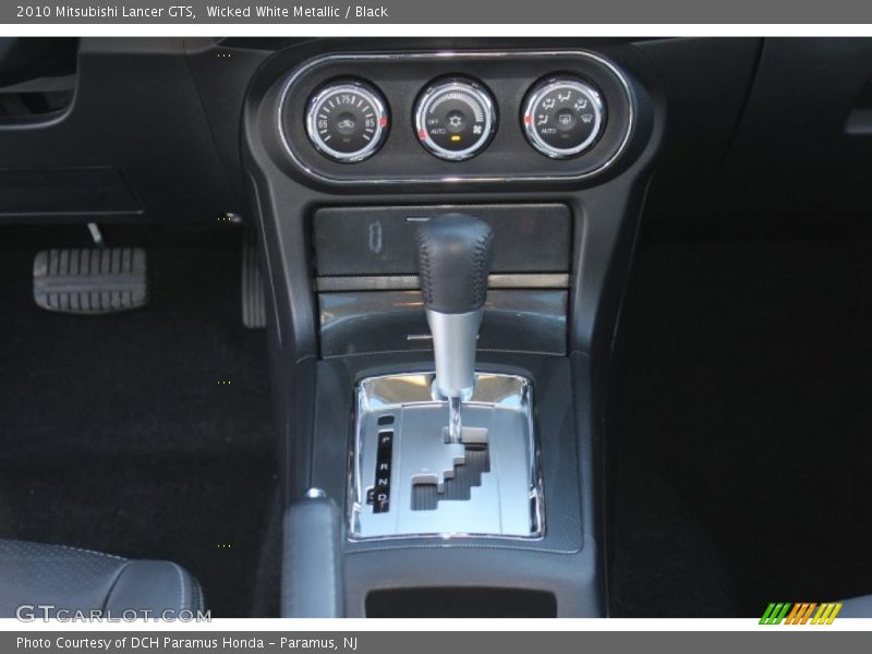 Wicked White Metallic / Black 2010 Mitsubishi Lancer GTS