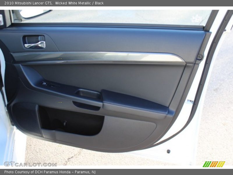 Wicked White Metallic / Black 2010 Mitsubishi Lancer GTS