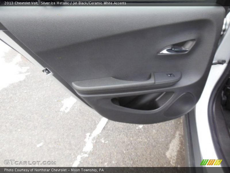 Silver Ice Metallic / Jet Black/Ceramic White Accents 2013 Chevrolet Volt