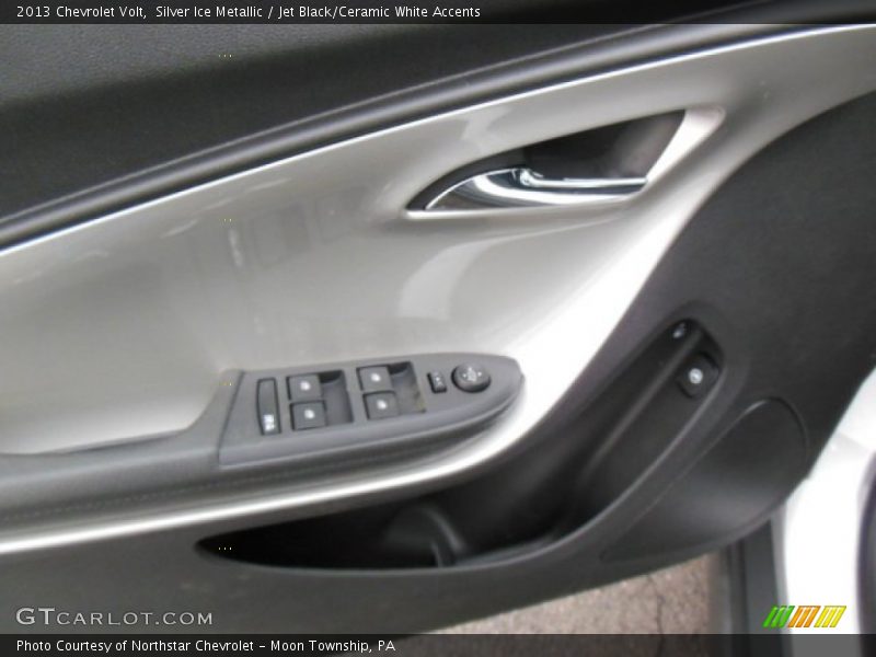 Silver Ice Metallic / Jet Black/Ceramic White Accents 2013 Chevrolet Volt