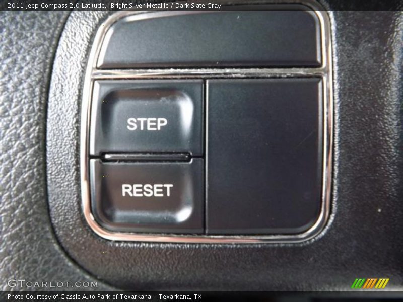 Bright Silver Metallic / Dark Slate Gray 2011 Jeep Compass 2.0 Latitude