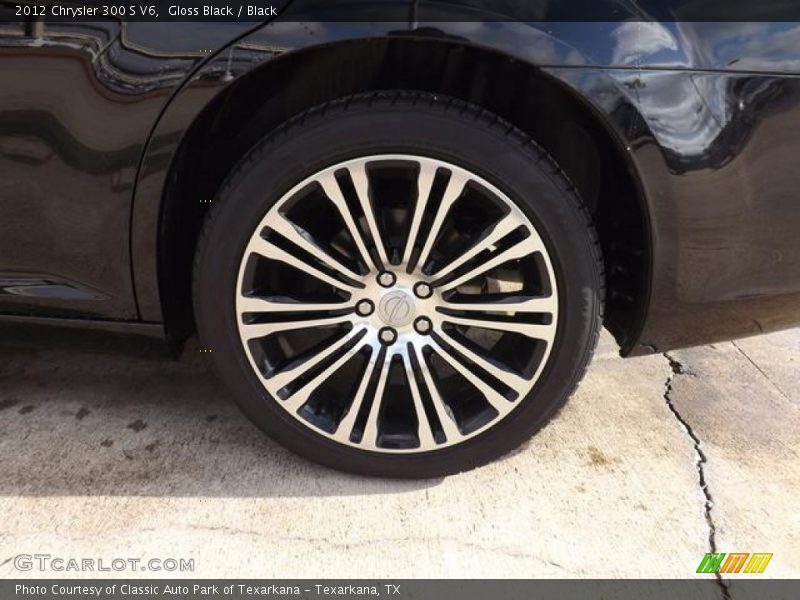 Gloss Black / Black 2012 Chrysler 300 S V6