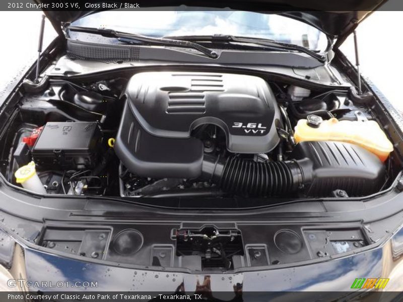 Gloss Black / Black 2012 Chrysler 300 S V6