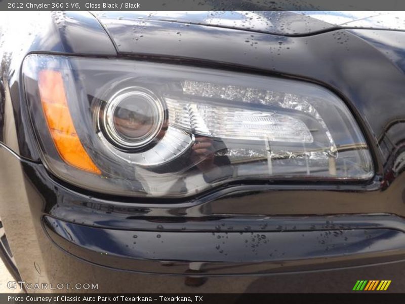 Gloss Black / Black 2012 Chrysler 300 S V6