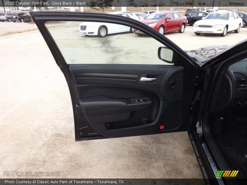 Gloss Black / Black 2012 Chrysler 300 S V6