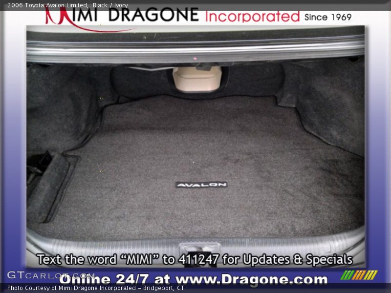 Black / Ivory 2006 Toyota Avalon Limited