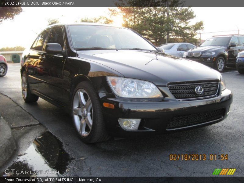Black Onyx / Ivory 2002 Lexus IS 300