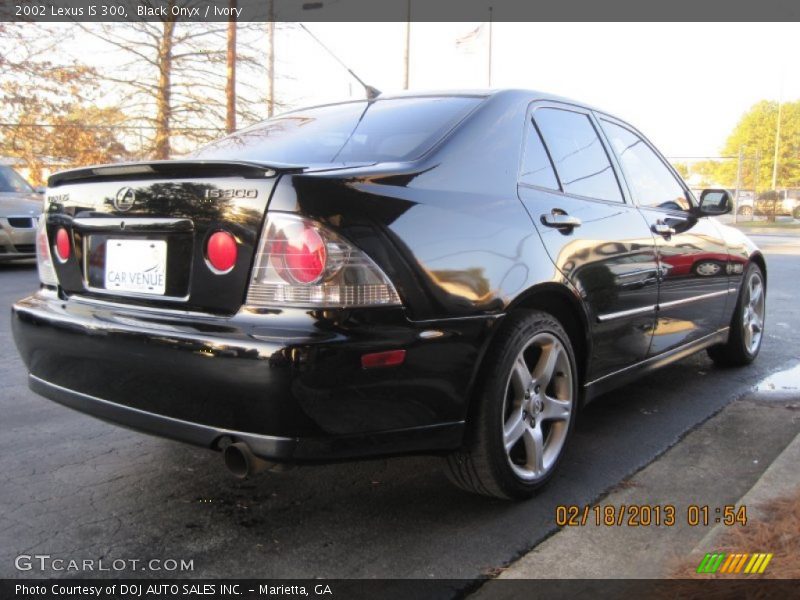 Black Onyx / Ivory 2002 Lexus IS 300