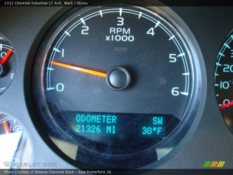 Black / Ebony 2012 Chevrolet Suburban LT 4x4