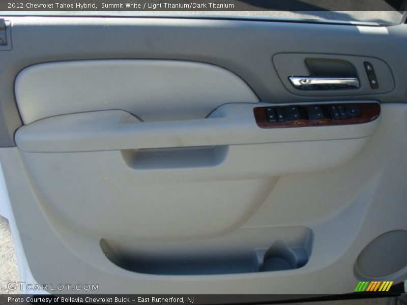 Summit White / Light Titanium/Dark Titanium 2012 Chevrolet Tahoe Hybrid